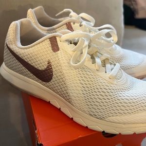 Women’s Nike Flex Experience Running Shoes